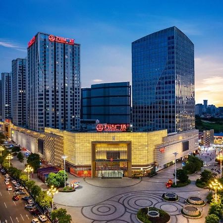 丽途国际公寓广州萝岗万达广场店 外观 照片